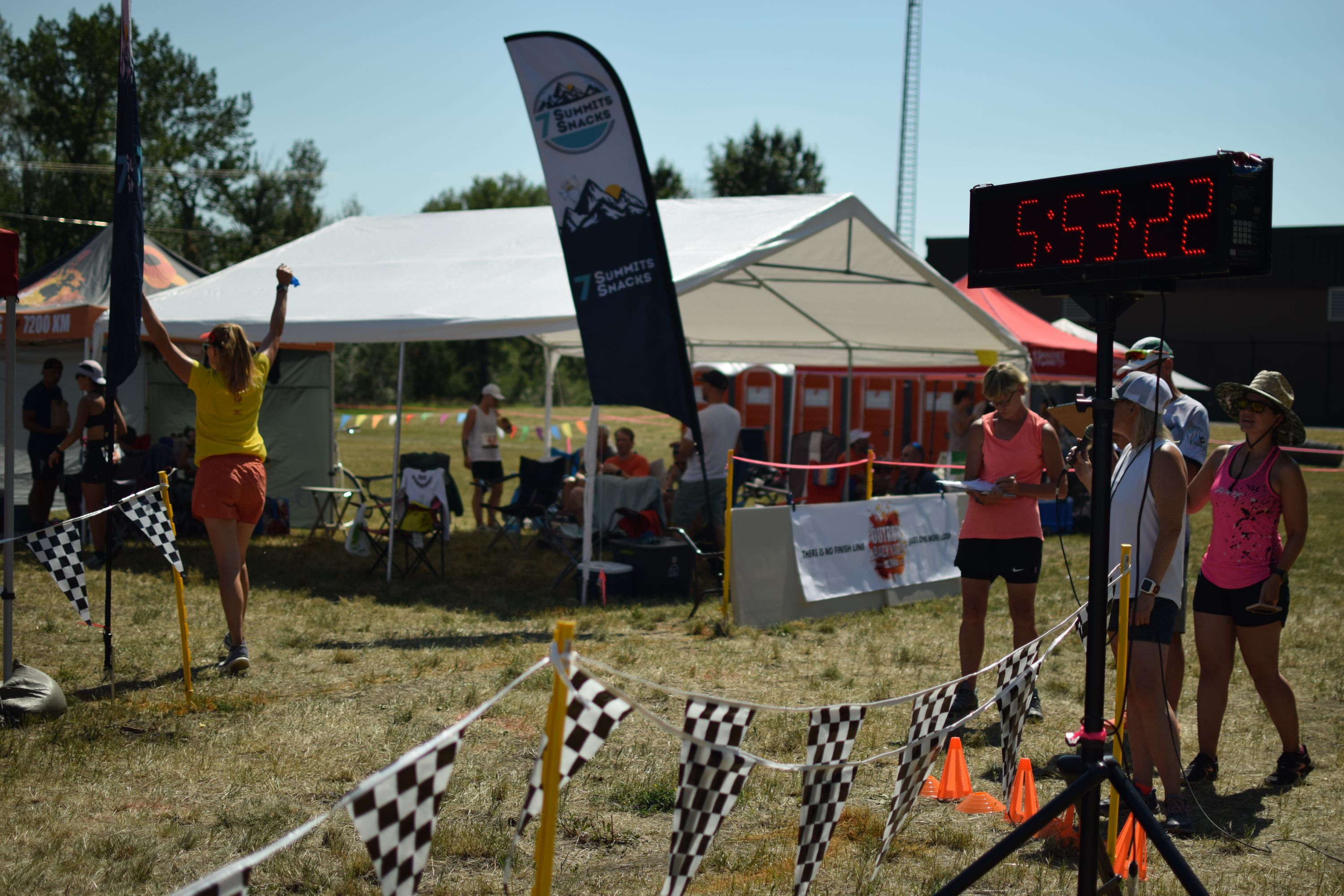 GALLERY Runners battle the elements for over 24 hours in Backyard